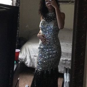 GORGEOUS PROM DRESS